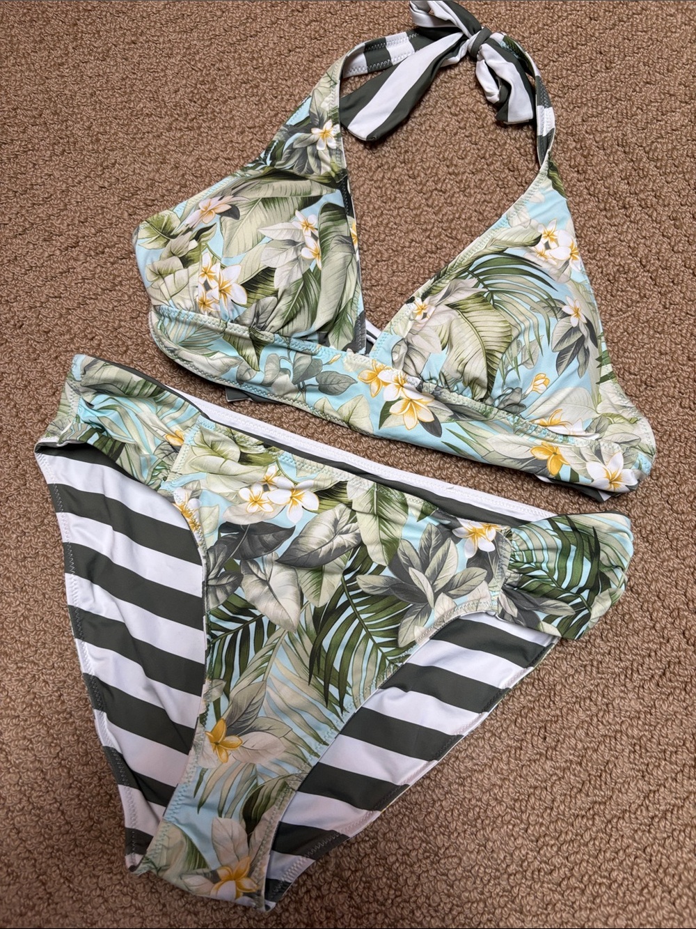 Robin Piccone reversable bikini